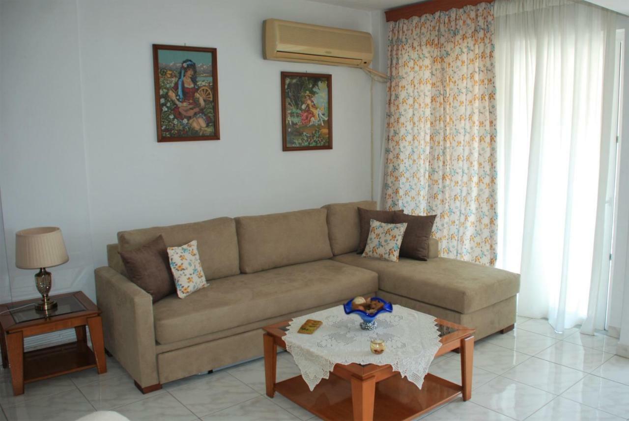 Appartement Theodora à Patitírion Extérieur photo